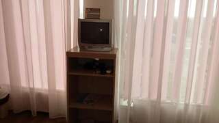 Отель Отель Меркурий Львов Двухместный номер эконом-класса с 2 отдельными кроватями-7